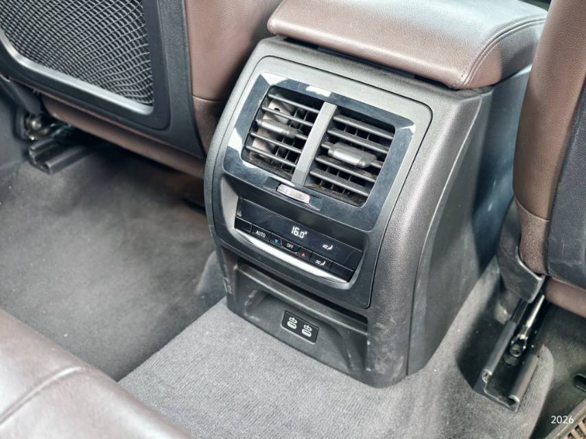 BMW X3 2021 car image #6