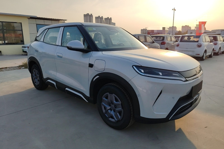 BYD YuanUP 2026 #4 BYD YuanUP 2026 image de voiture #4