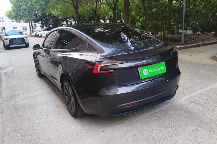 Tesla Model 3 2024 #5 Tesla Model 3 2024 car image #5