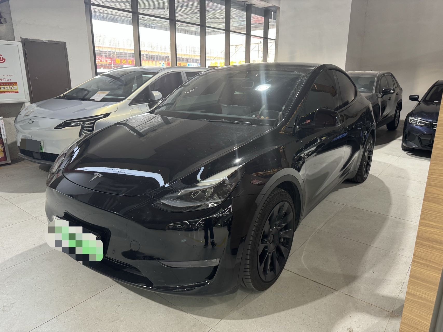 Tesla Model Y 2021 car image 