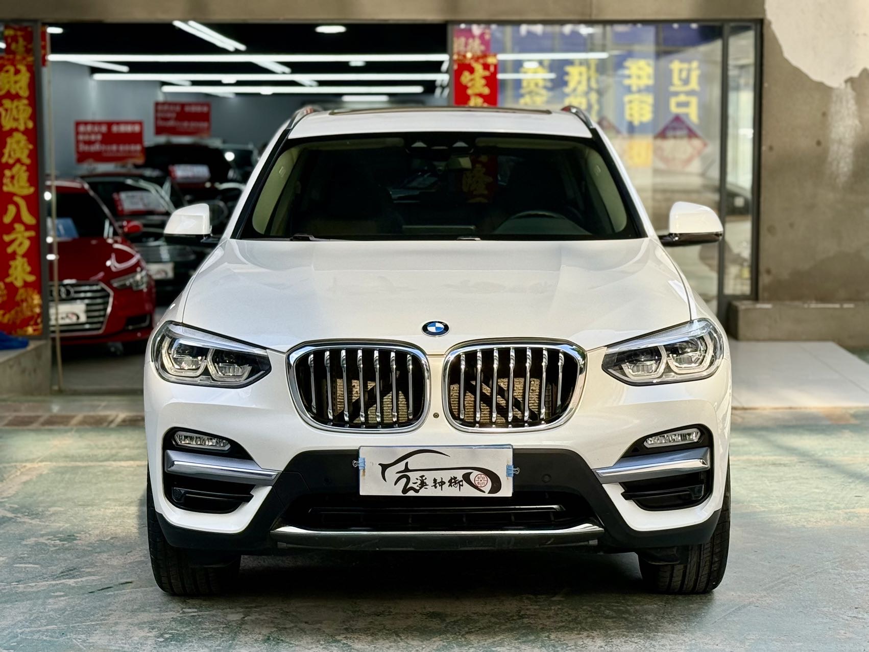 BMW X3 2019 car image #2