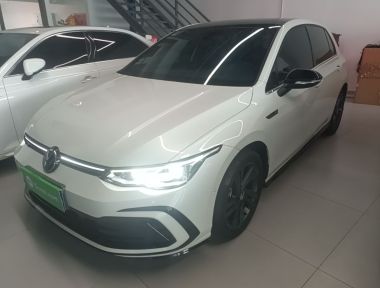 Volkswagen Golf 2023 car image 
