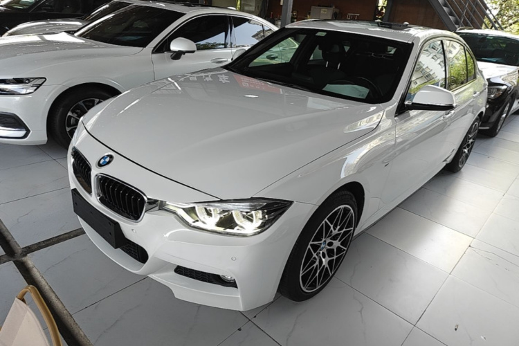 BMW 3 Series 2017 #2 BMW 3 Series 2017 car image #2