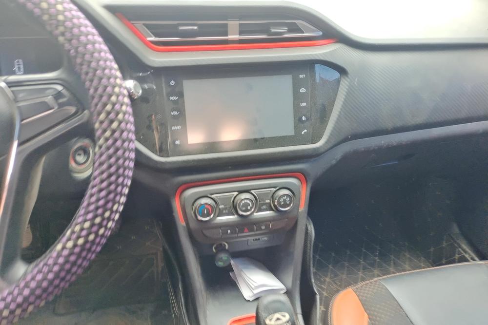 Chery Tiggo 3x 2017 immagine di auto #10