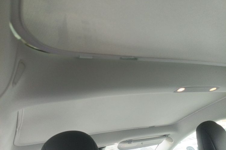Tesla Model 3 2021 #17 Tesla Model 3 2021 car image #17