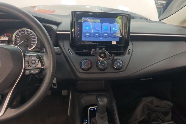 Toyota Corolla 2020 car image #13