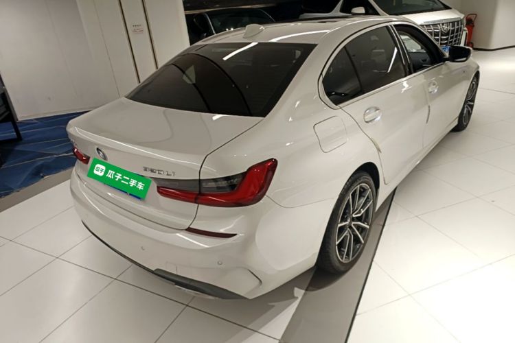 BMW 3 Series 2021 car image #7