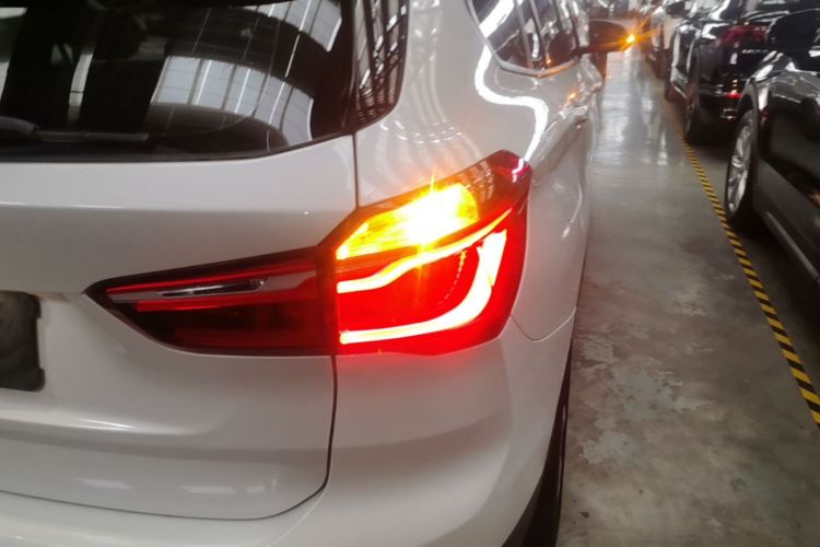 BMW X1 2017 car image #8