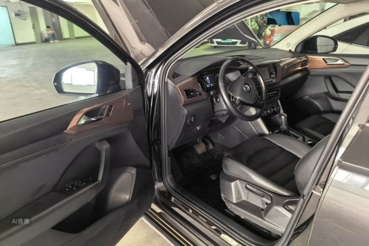 Volkswagen Tharu 2019 car image #19