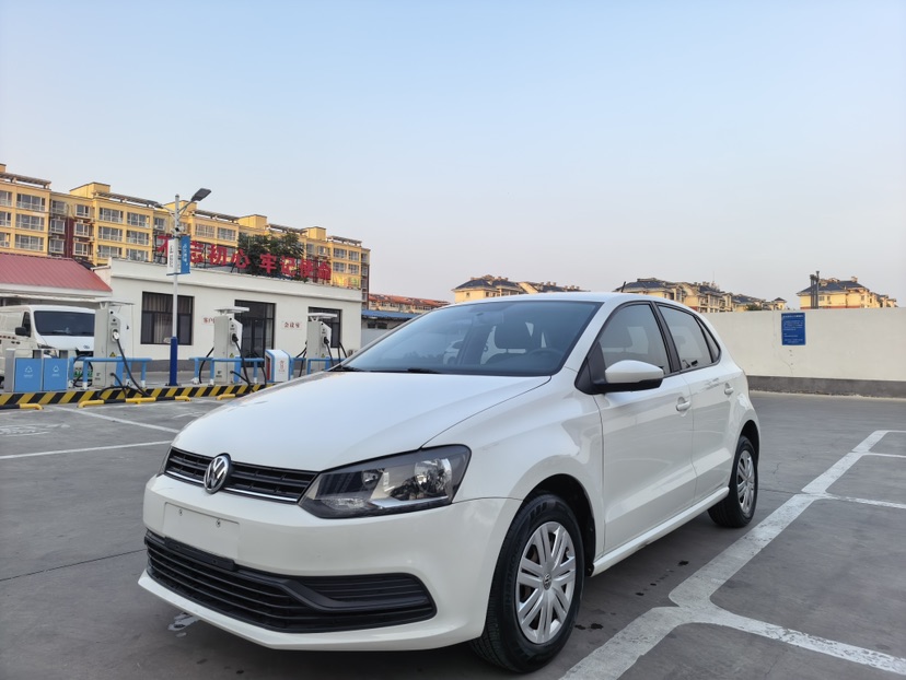 Volkswagen Polo 2019 Volkswagen Polo 2019 immagine di auto