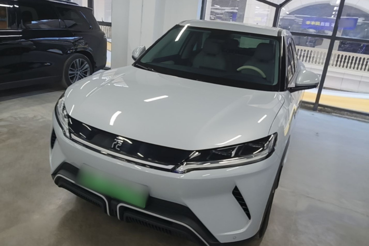 BYD YuanUP 2024 car image #2