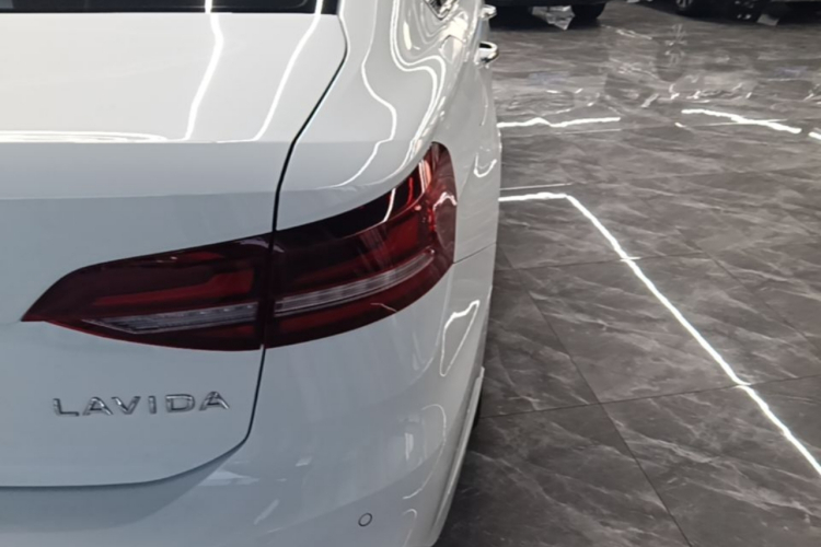 Volkswagen Lavida 2022 car image #8