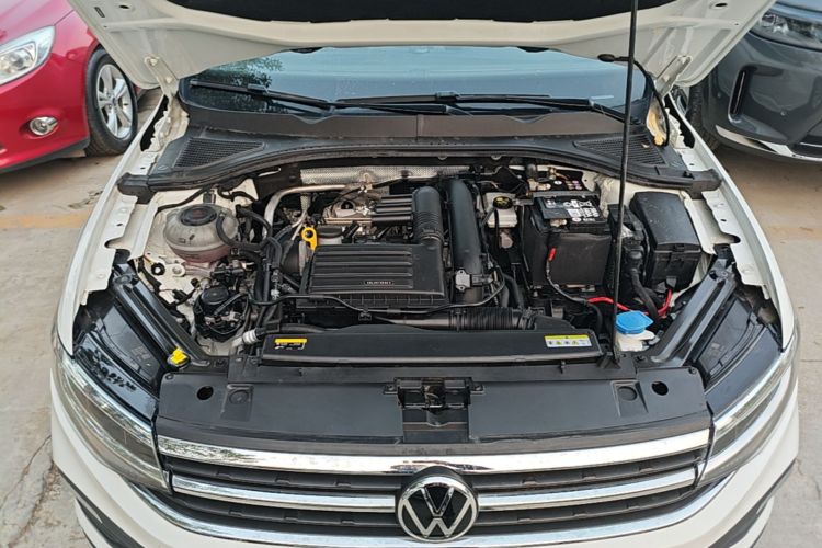Volkswagen Bora 2024 immagine di auto #20