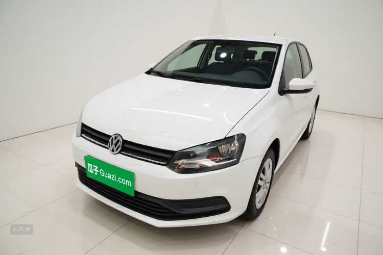 Volkswagen Polo 2019 car image #2