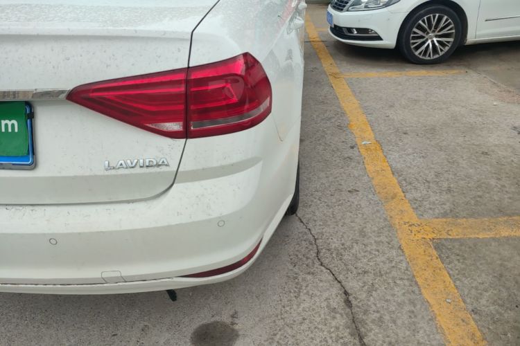 Volkswagen Lavida 2019 car image #8