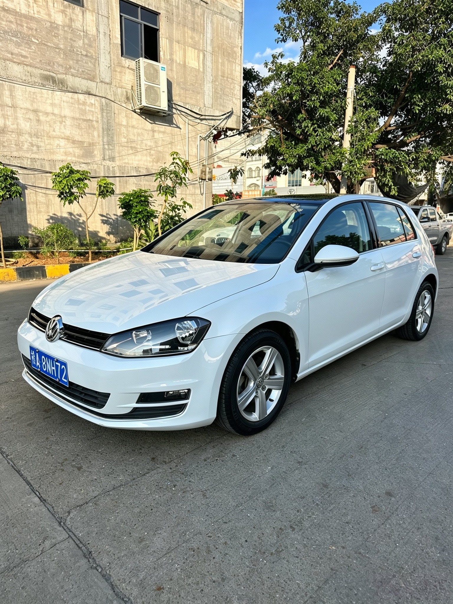 2014 2014 car image