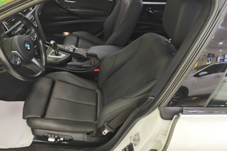 BMW 3 Series GT 2021 #15 BMW 3 Series GT 2021 image de voiture #15
