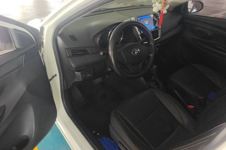 Toyota Vios 2017 imagen de coche #9