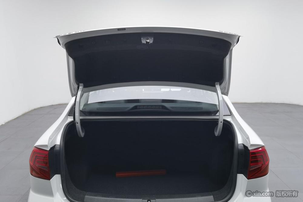 Volkswagen Bora 2016 image de voiture #23