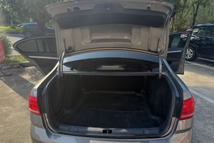 Volkswagen Lavida 2016 car image #19