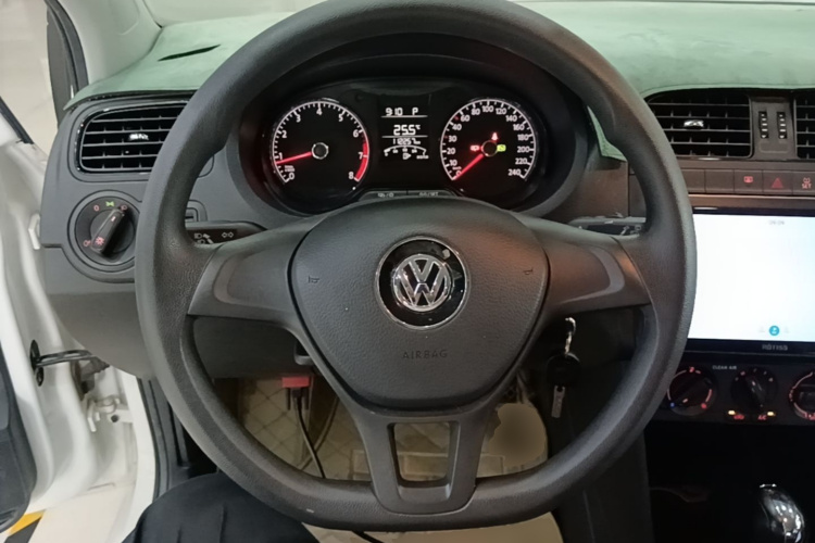 Volkswagen Polo 2019 #20 Volkswagen Polo 2019 car image #20
