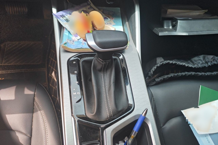 GEELY Emgrand 2024 #18 GEELY Emgrand 2024 car image #18