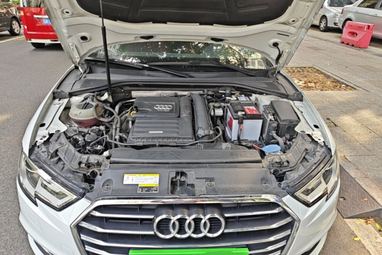 Audi A3 2019 car image #20