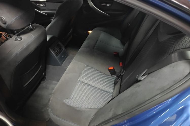 BMW 3 Series 2017 #17 BMW 3 Series 2017 car image #17