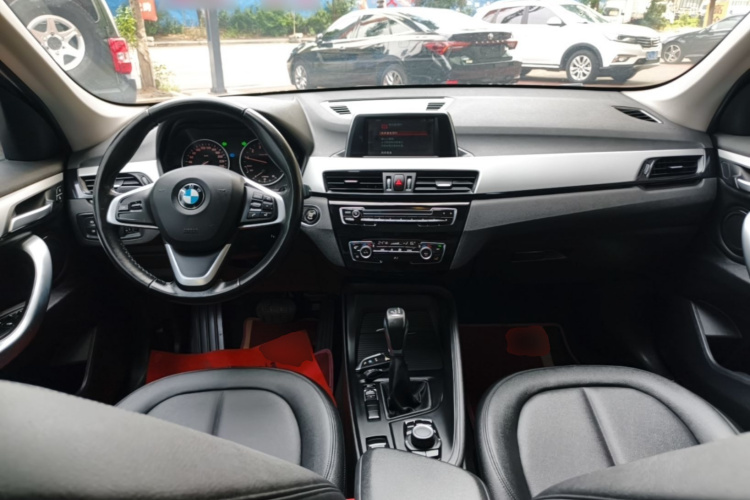 BMW X1 2018 #10 BMW X1 2018 car image #10