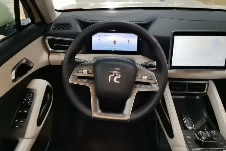 BYD YuanUP 2024 imagem de carro #11