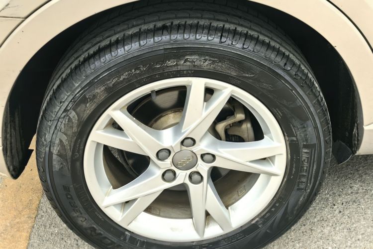 Audi Q3 2017 immagine di auto #13