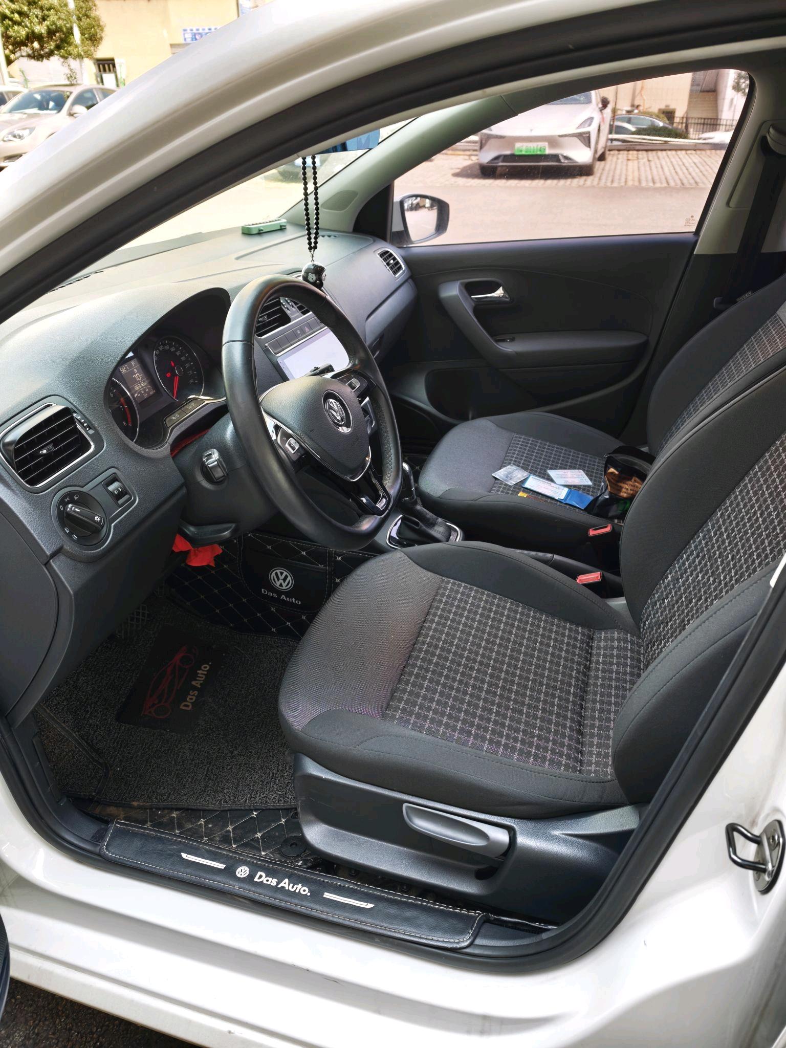 Volkswagen Polo 2017 imagem de carro #2