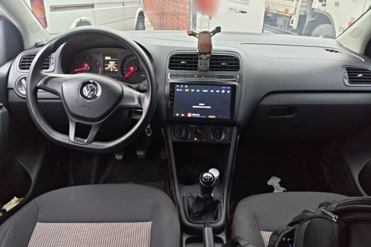 Volkswagen Polo 2017 #10 Volkswagen Polo 2017 car image #10