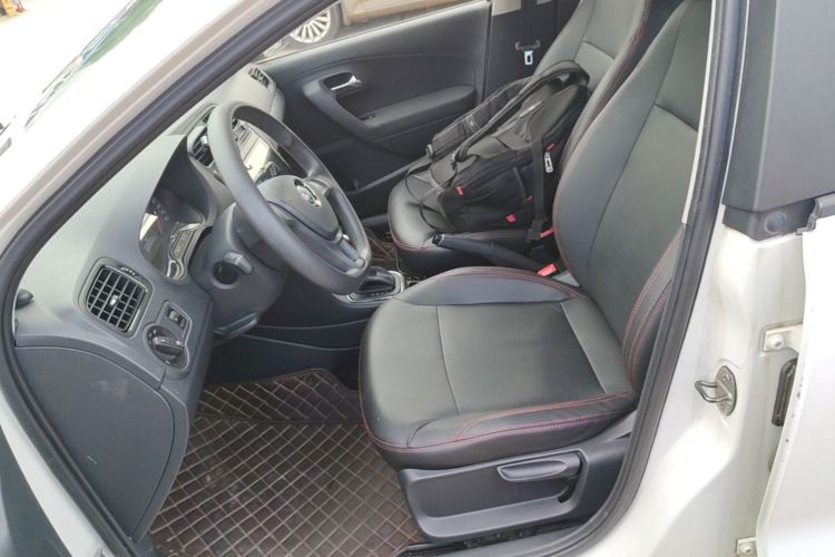 Volkswagen Polo 2017 #19 Volkswagen Polo 2017 car image #19