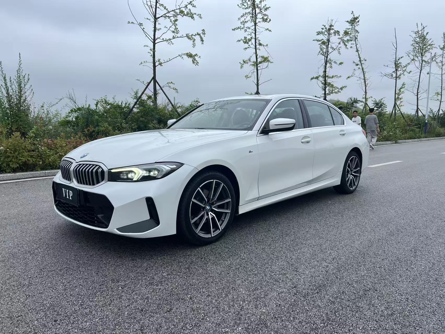 BMW 3 Series 2024 car image 