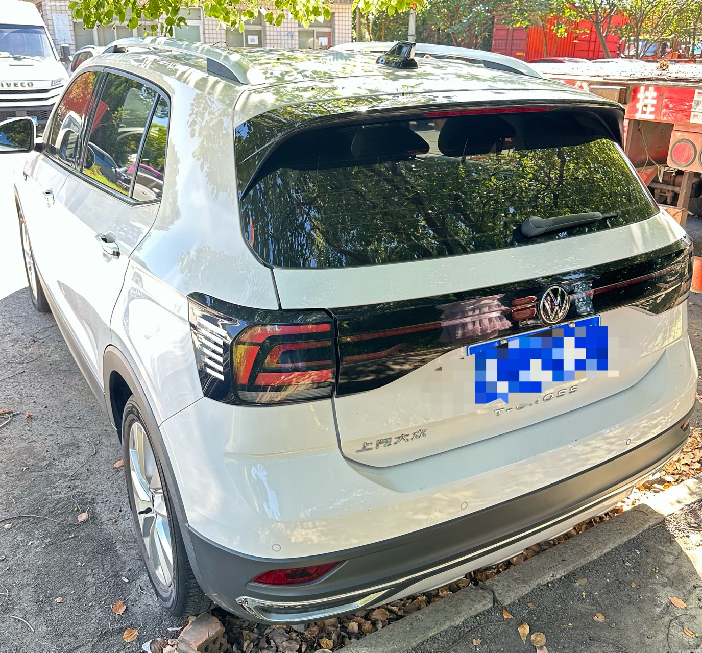Volkswagen T-Cross 2021 #10 Volkswagen T-Cross 2021 car image #10