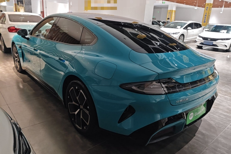 MI SU7 2024 car image #5
