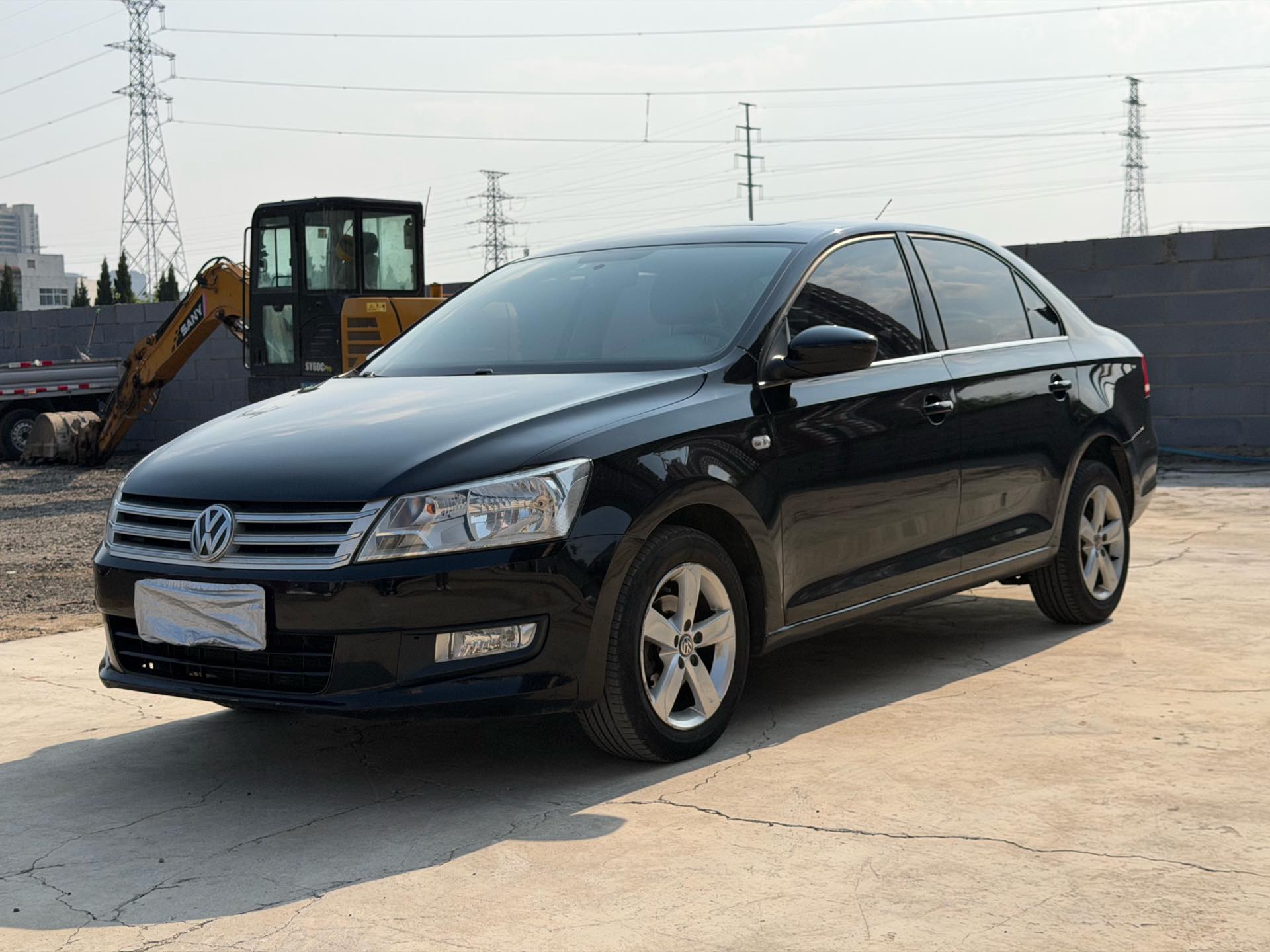 Volkswagen Santana 2014 car image 