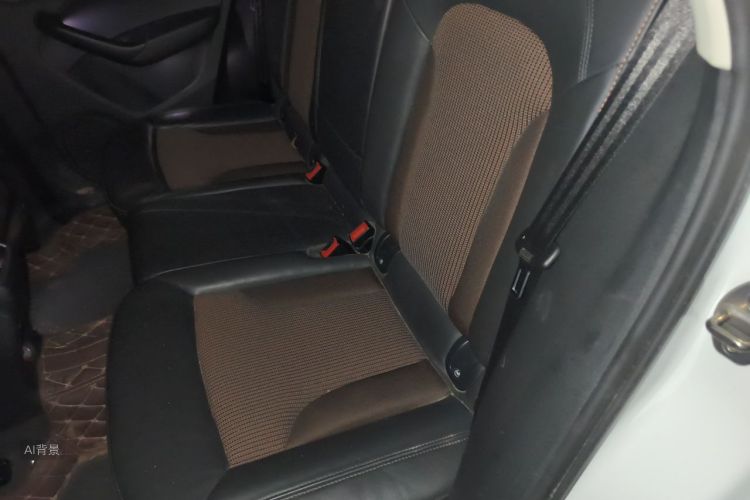 Audi Q3 2017 #19 Audi Q3 2017 car image #19