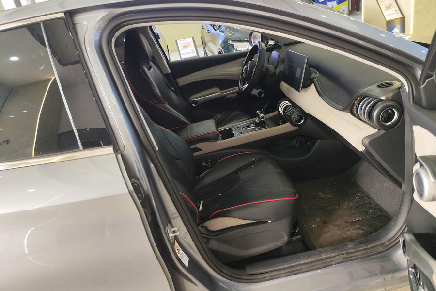 BYD Yuan Plus 2025 #4 BYD Yuan Plus 2025 изображение автомобиля #4