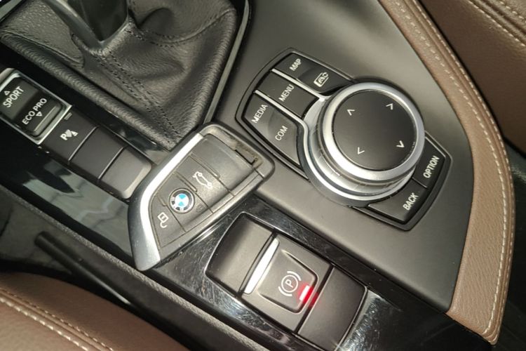 BMW X1 2021 immagine di auto #14