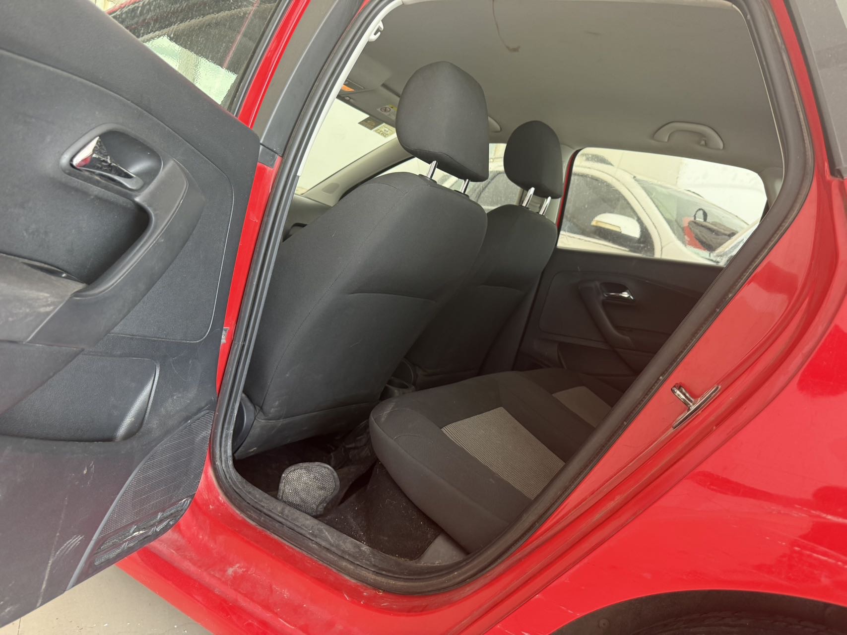 Volkswagen Polo 2017 car image #3