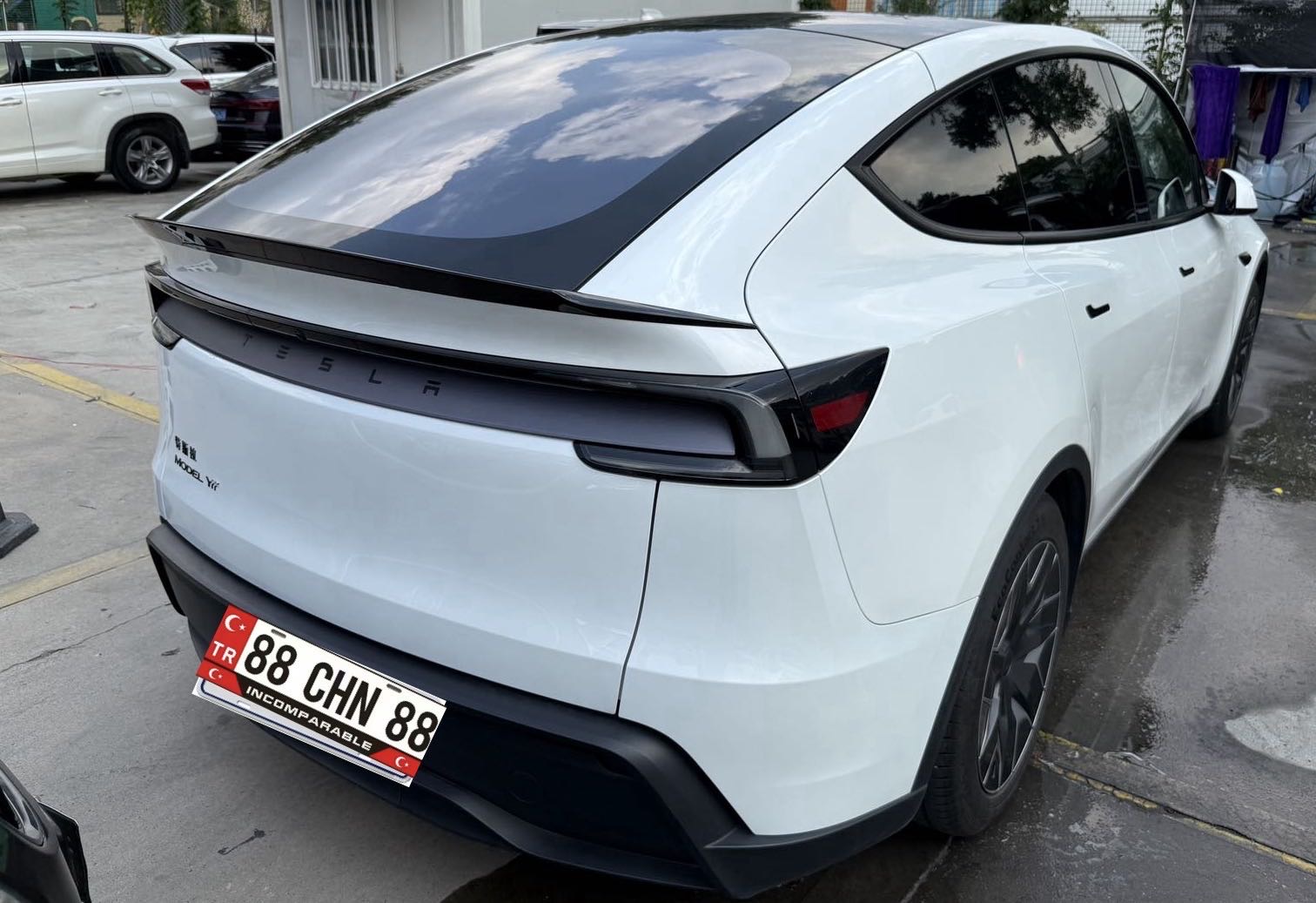 Tesla Model Y L 2025 #2 Tesla Model Y L 2025 immagine di auto #2