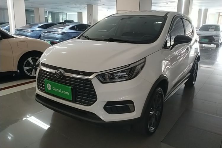BYD Yuan New Energy 2020 #2 BYD Yuan New Energy 2020 car image #2