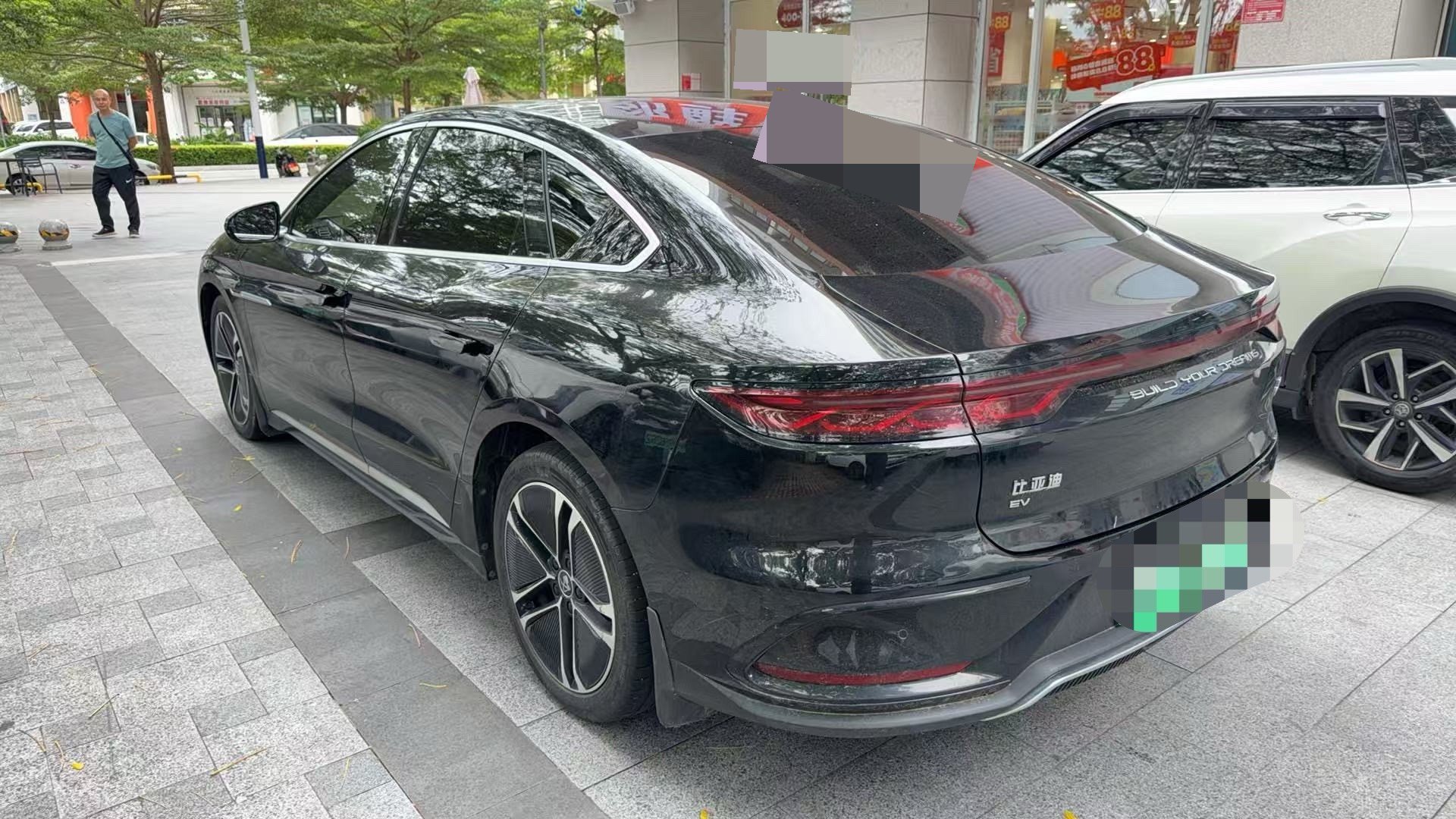 BYD Han 2023 car image #2