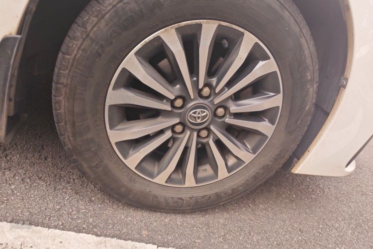 Toyota Corolla 2019 #9 Toyota Corolla 2019 car image #9