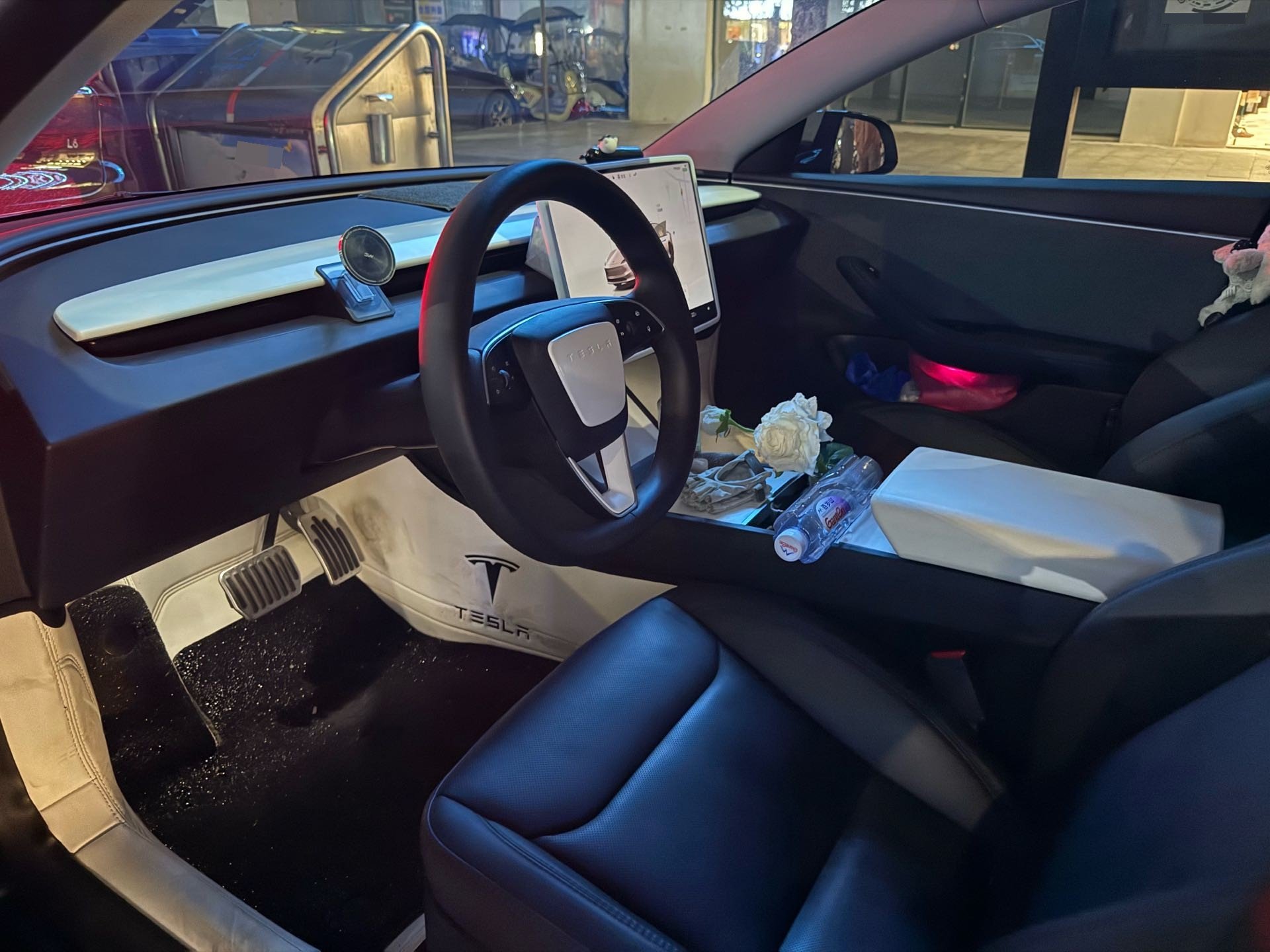Tesla Model 3 2024 #7 Tesla Model 3 2024 صورة سيارة #7