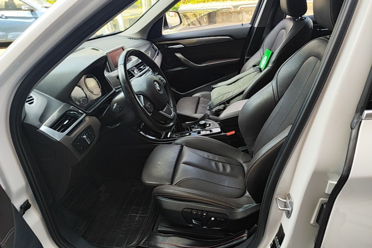 BMW X1 2018 #15 BMW X1 2018 car image #15