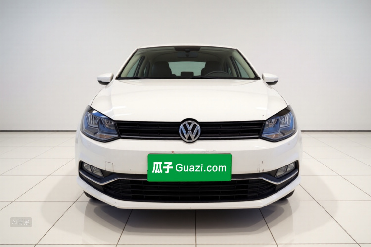 Volkswagen Polo 2019 car image #3