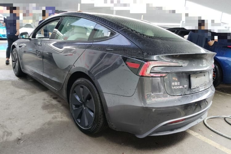 Tesla Model 3 2025 #5 Tesla Model 3 2025 car image #5